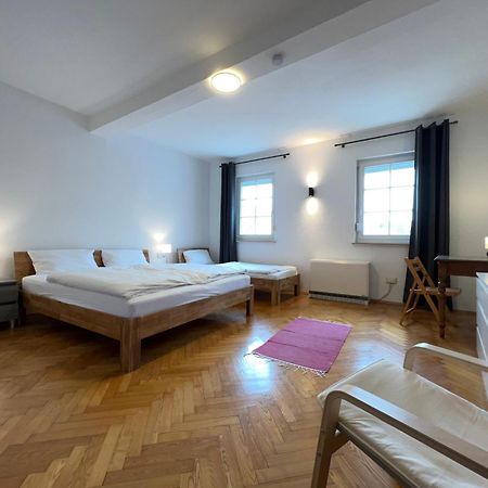 Uebernachten In Grosser Maisonette-Wohnung By Rabe Karlsruhe Eksteriør bilde